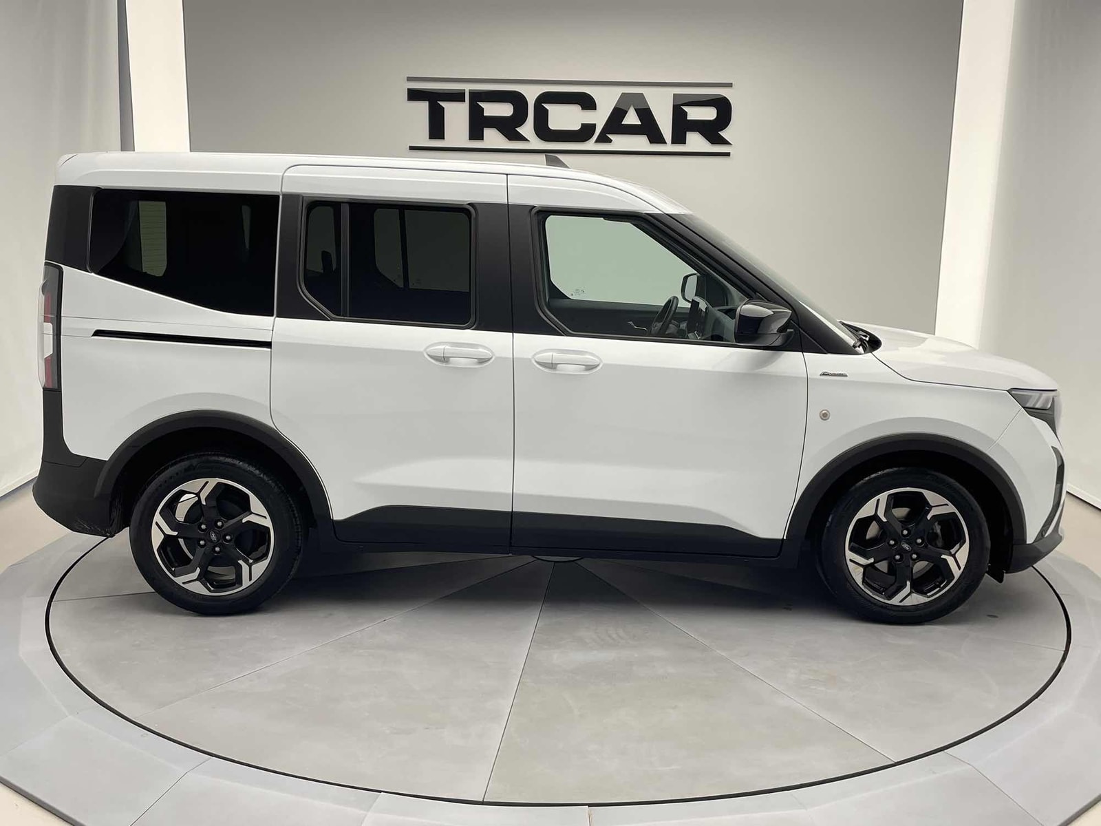 Ford Tourneo Courier 1.0 EcoBoost Active araç fotoğrafı 21